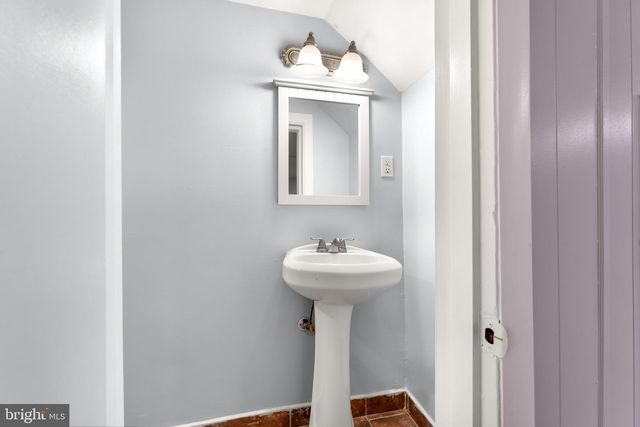 738 NEPTUNE AVE, Oxon Hill, MD 20745