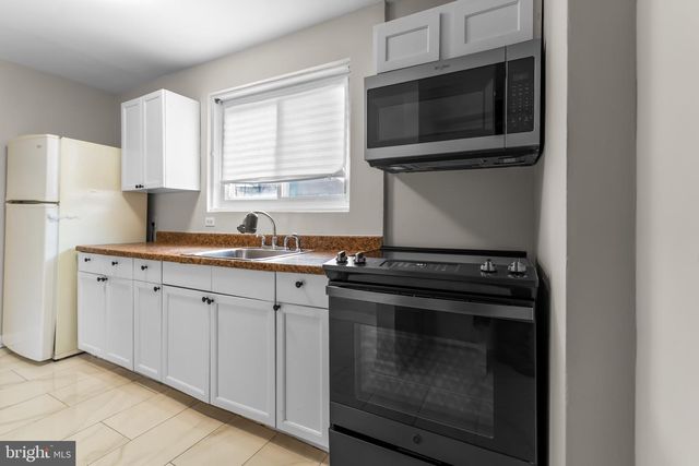 738 NEPTUNE AVE, Oxon Hill, MD 20745