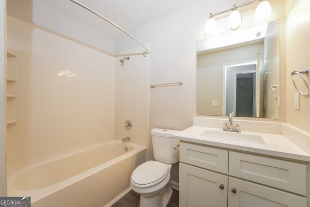 2194 Cherokee Valley Circle, Lithonia, GA 30058