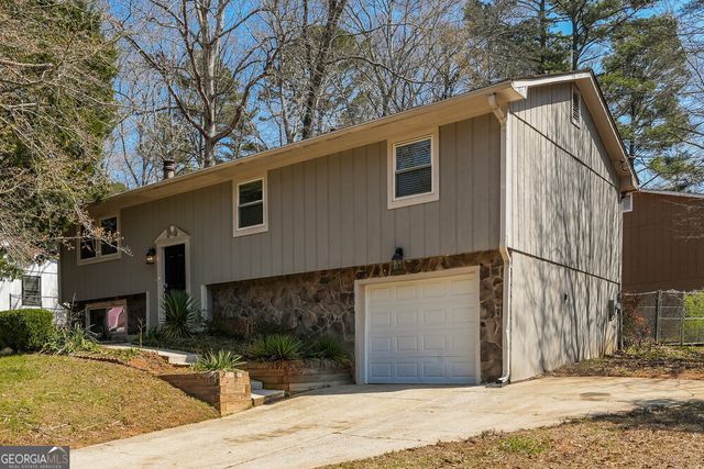 2194 Cherokee Valley Circle, Lithonia, GA 30058