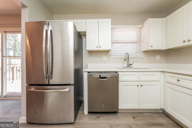 2194 Cherokee Valley Circle, Lithonia, GA 30058