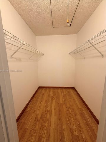 588 Trace Cir 202, Deerfield Beach, FL 33441