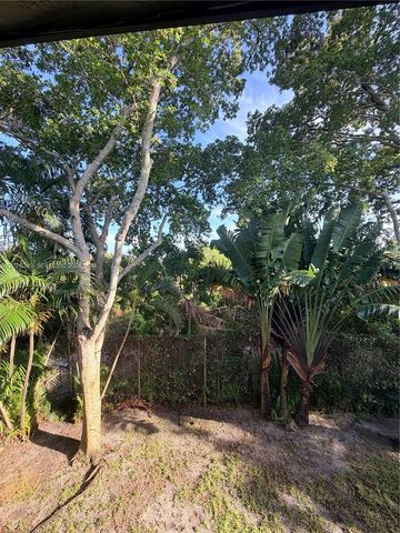 588 Trace Cir 202, Deerfield Beach, FL 33441