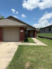 8128 Doreen Avenue, Fort Worth, TX 76116