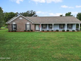18496 NE Live Oak Lane, Blountstown, FL 32424