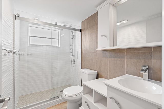 4800 Hillcrest Ln 408, Hollywood, FL 33021