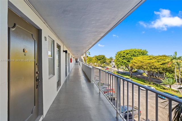 4800 Hillcrest Ln 408, Hollywood, FL 33021