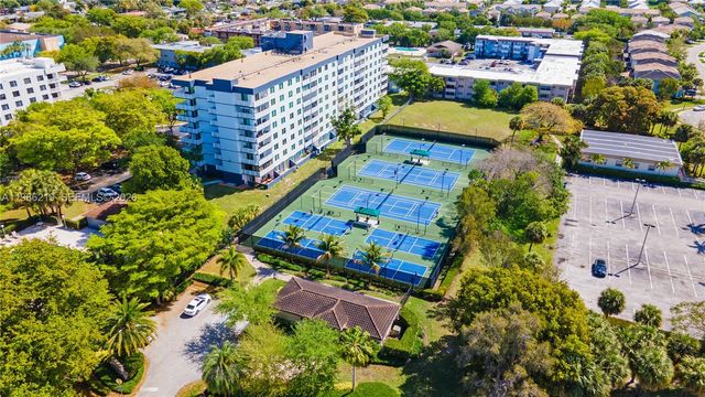 4800 Hillcrest Ln 408, Hollywood, FL 33021