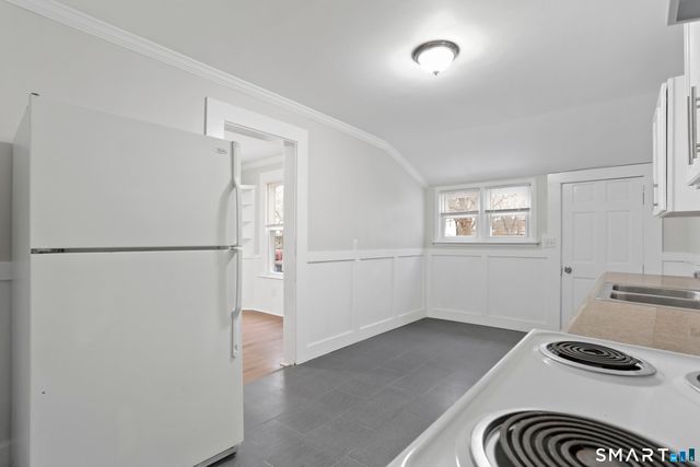 393 Huntington Street, New Haven, CT 06511