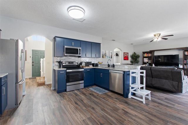 401 MALLARD WAY, Kissimmee, FL 34759