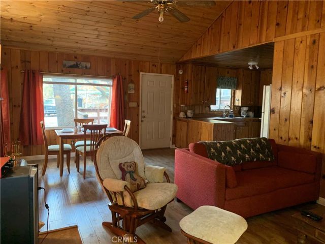 304 Highland, Sugarloaf, CA 92386