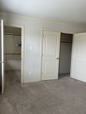 3049 Peyton Brook Drive, Fort Worth, TX 76137
