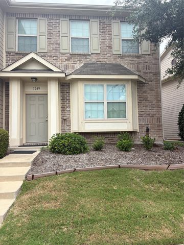 3049 Peyton Brook Drive, Fort Worth, TX 76137