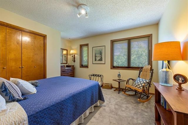 5717 Hauser Street, Shawnee, KS 66216