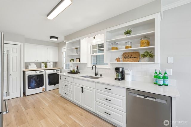 2222 Oklahoma Avenue, Everett, WA 98201