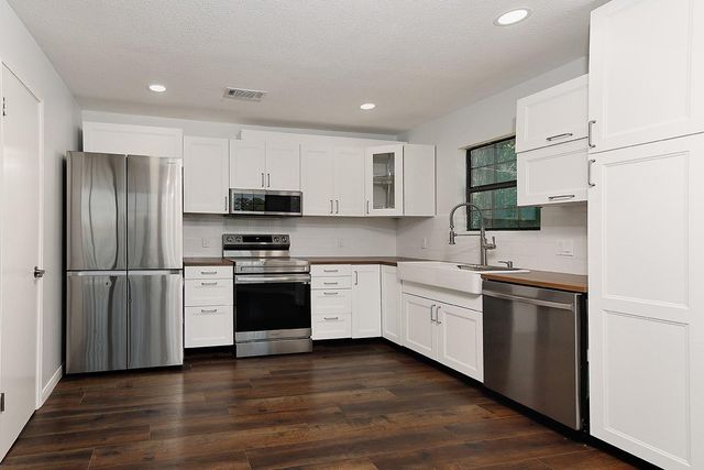 33319 Lago Vista Real Drive, Magnolia, TX 77354