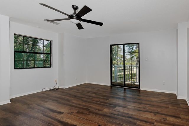 33319 Lago Vista Real Drive, Magnolia, TX 77354