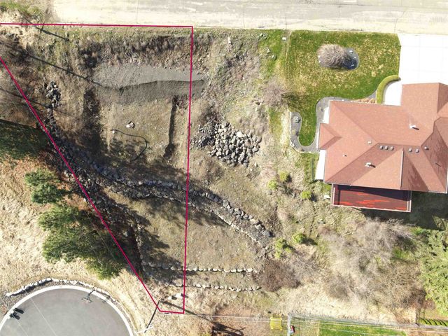 1418 Toni Rae Dr, Spokane, WA 99218