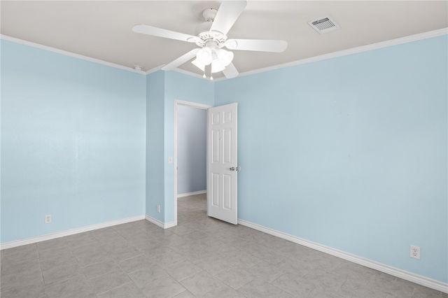 1510 Oak Harbor Dr, Corpus Christi, TX 78418
