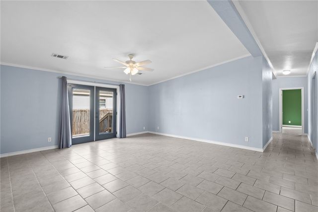 1510 Oak Harbor Dr, Corpus Christi, TX 78418