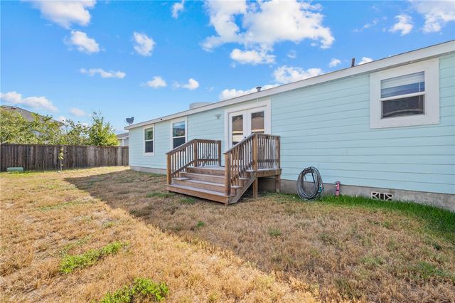 1510 Oak Harbor Dr, Corpus Christi, TX 78418