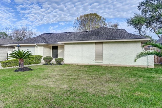 7618 Deadwood Drive, Houston, TX 77040