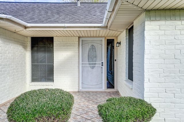 7618 Deadwood Drive, Houston, TX 77040