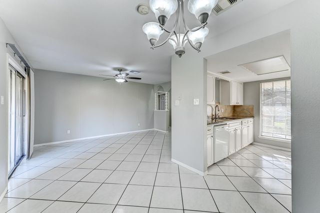 7618 Deadwood Drive, Houston, TX 77040