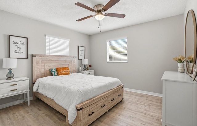 4424 W VARN AVENUE, Tampa, FL 33616