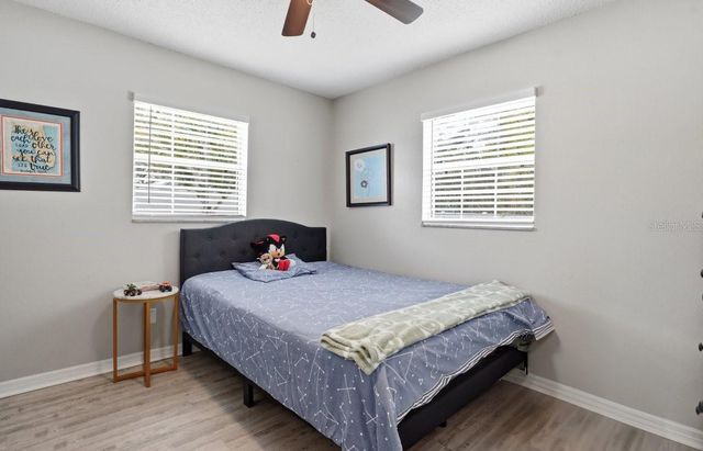 4424 W VARN AVENUE, Tampa, FL 33616