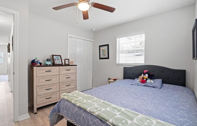 4424 W VARN AVENUE, Tampa, FL 33616