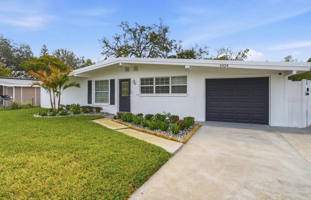 4424 W VARN AVENUE, Tampa, FL 33616
