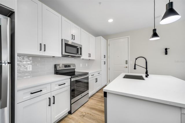 710 3RD AVENUE S 201, St Petersburg, FL 33701