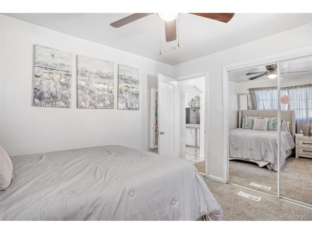 2941 Ivanhoe St, Denver, CO 80207