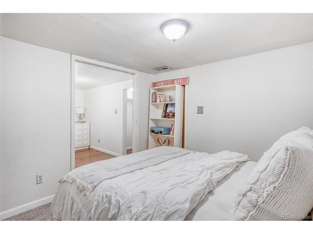 2941 Ivanhoe St, Denver, CO 80207