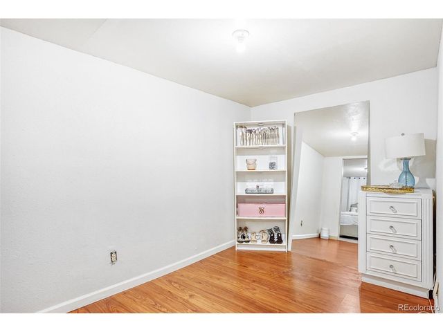 2941 Ivanhoe St, Denver, CO 80207