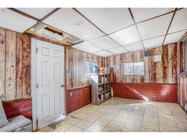 2941 Ivanhoe St, Denver, CO 80207