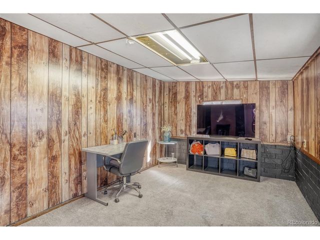 2941 Ivanhoe St, Denver, CO 80207