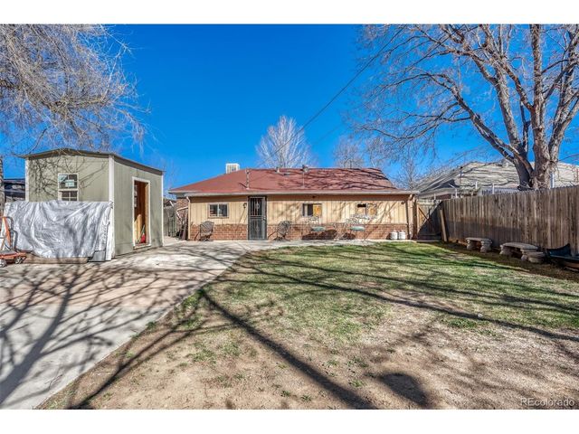 2941 Ivanhoe St, Denver, CO 80207