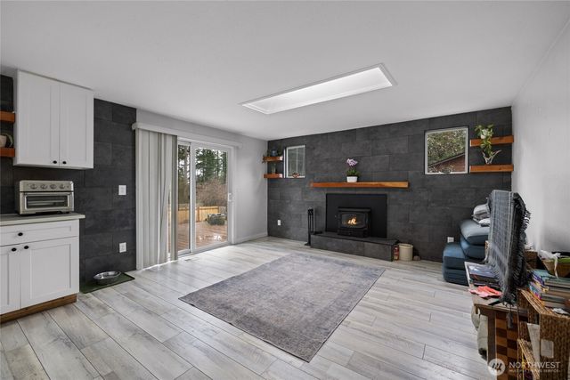 2837 Johns Place NE, Olympia, WA 98516