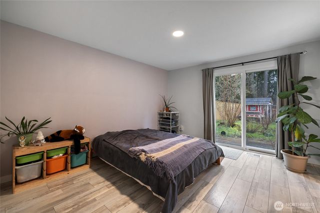 2837 Johns Place NE, Olympia, WA 98516