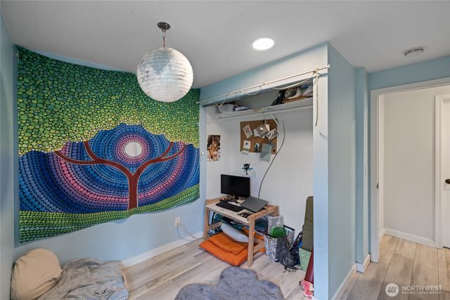 2837 Johns Place NE, Olympia, WA 98516