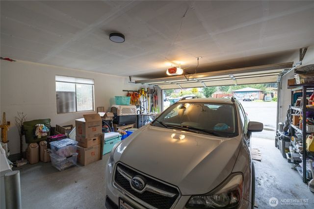 2837 Johns Place NE, Olympia, WA 98516