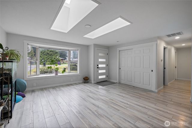 2837 Johns Place NE, Olympia, WA 98516