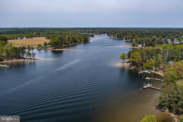 742 MAIN ST, Reedville, VA 22539