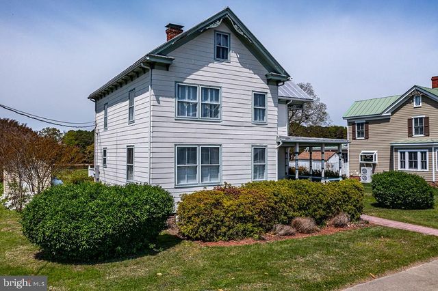 742 MAIN ST, Reedville, VA 22539