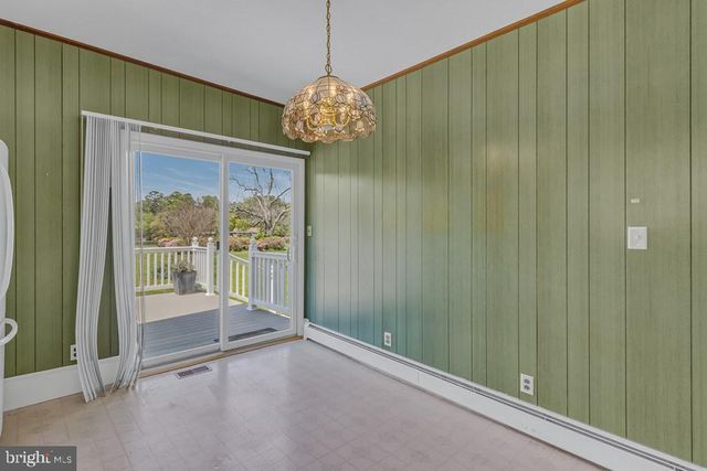742 MAIN ST, Reedville, VA 22539
