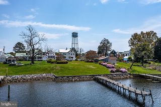 742 MAIN ST, Reedville, VA 22539