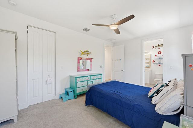 2840 NE 22nd Avenue, Lighthouse Point, FL 33064