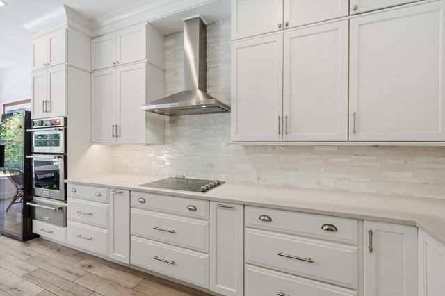 2840 NE 22nd Avenue, Lighthouse Point, FL 33064